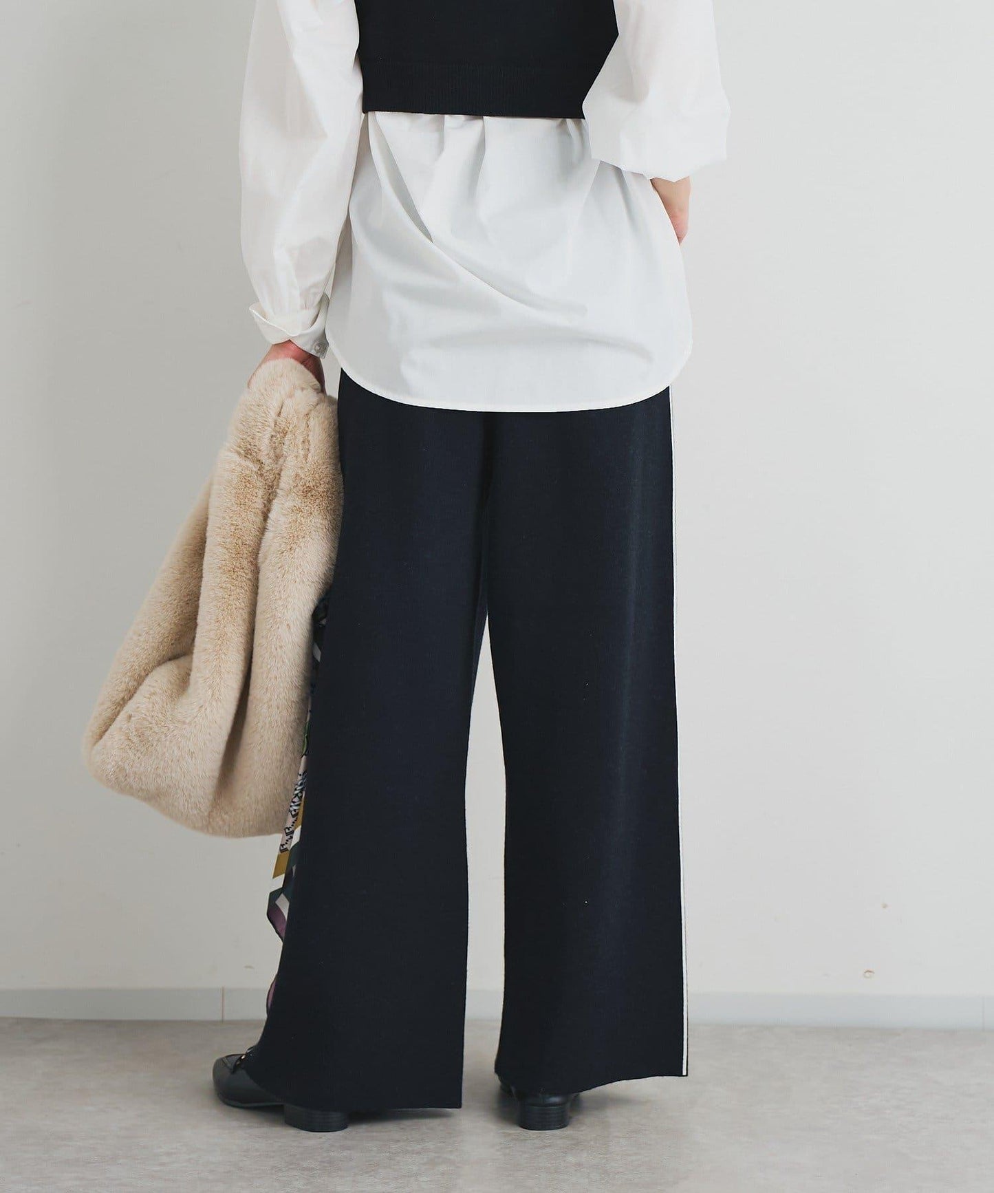 舒適穿著感側邊條紋針織褲