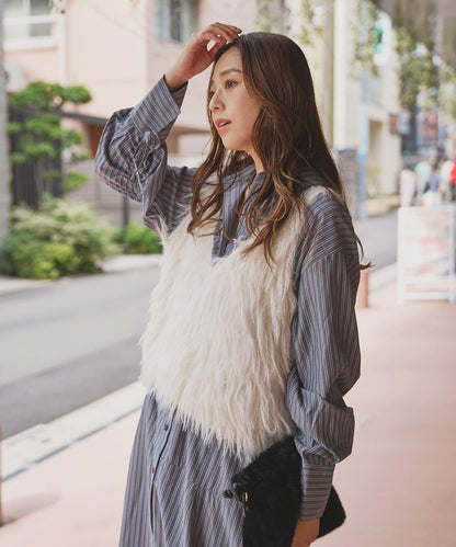 大人女性感羽毛針織背心