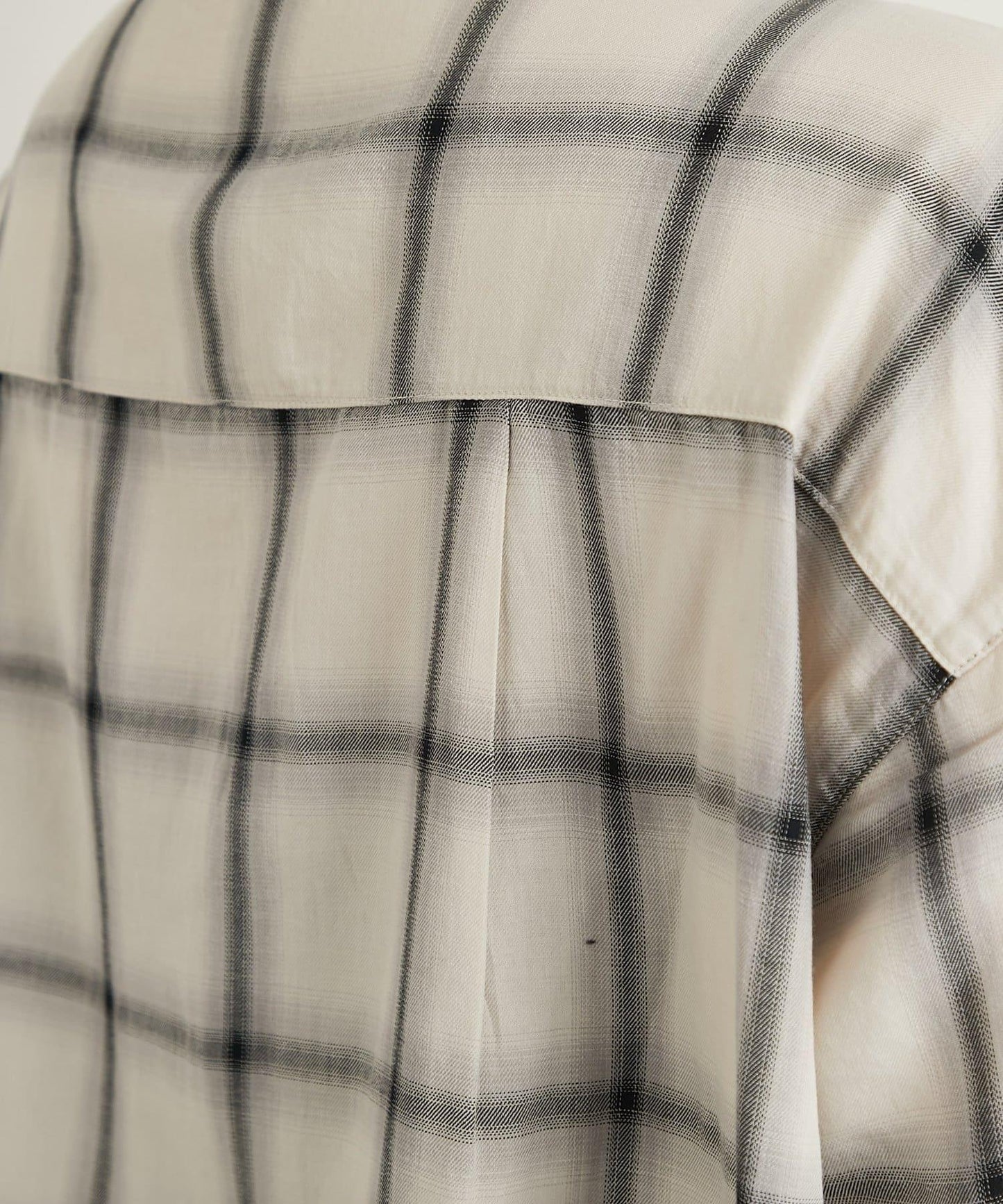 《こなれ感を演出》先染漸變格子襯衫