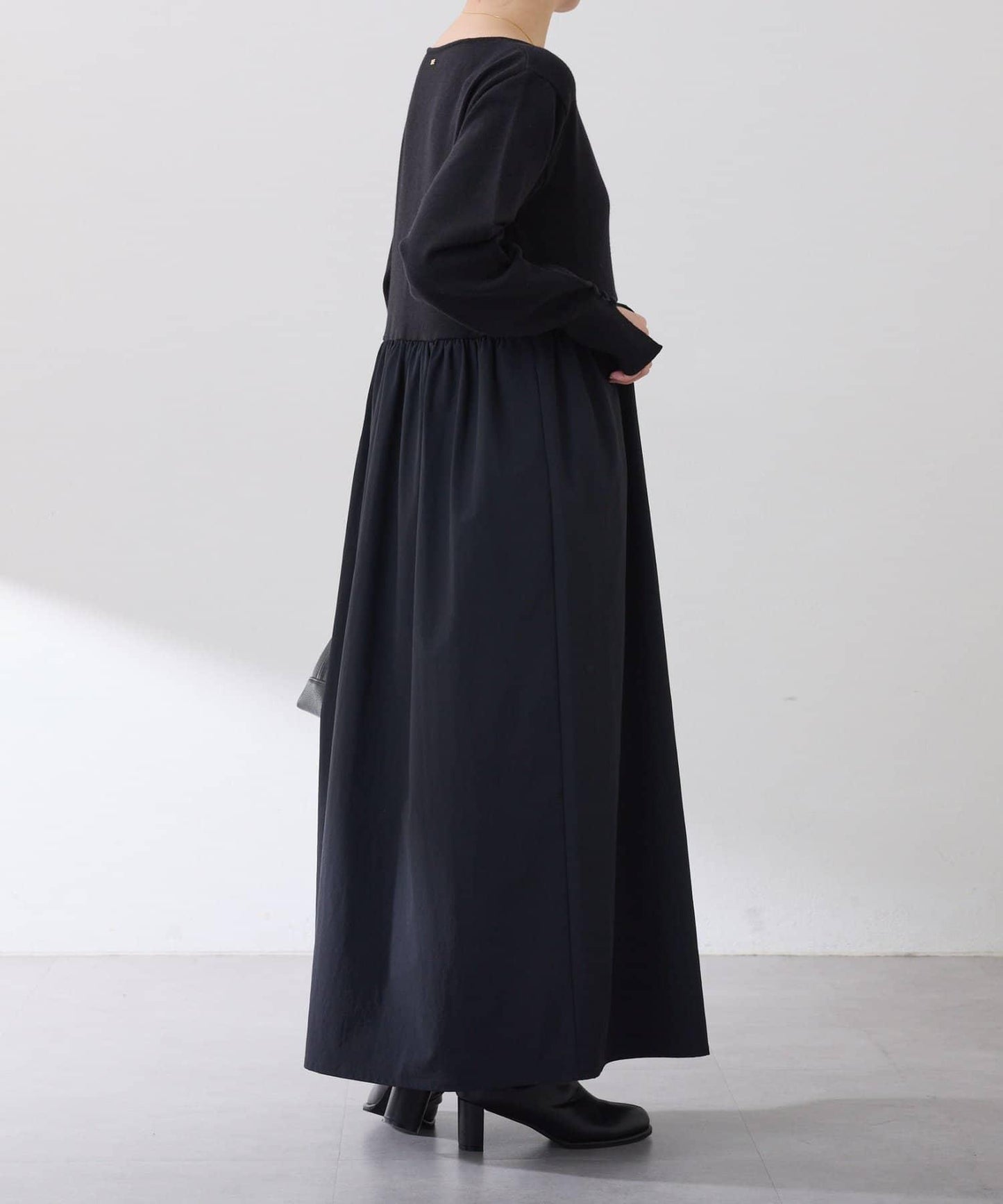 針織拼接喇叭連衣裙