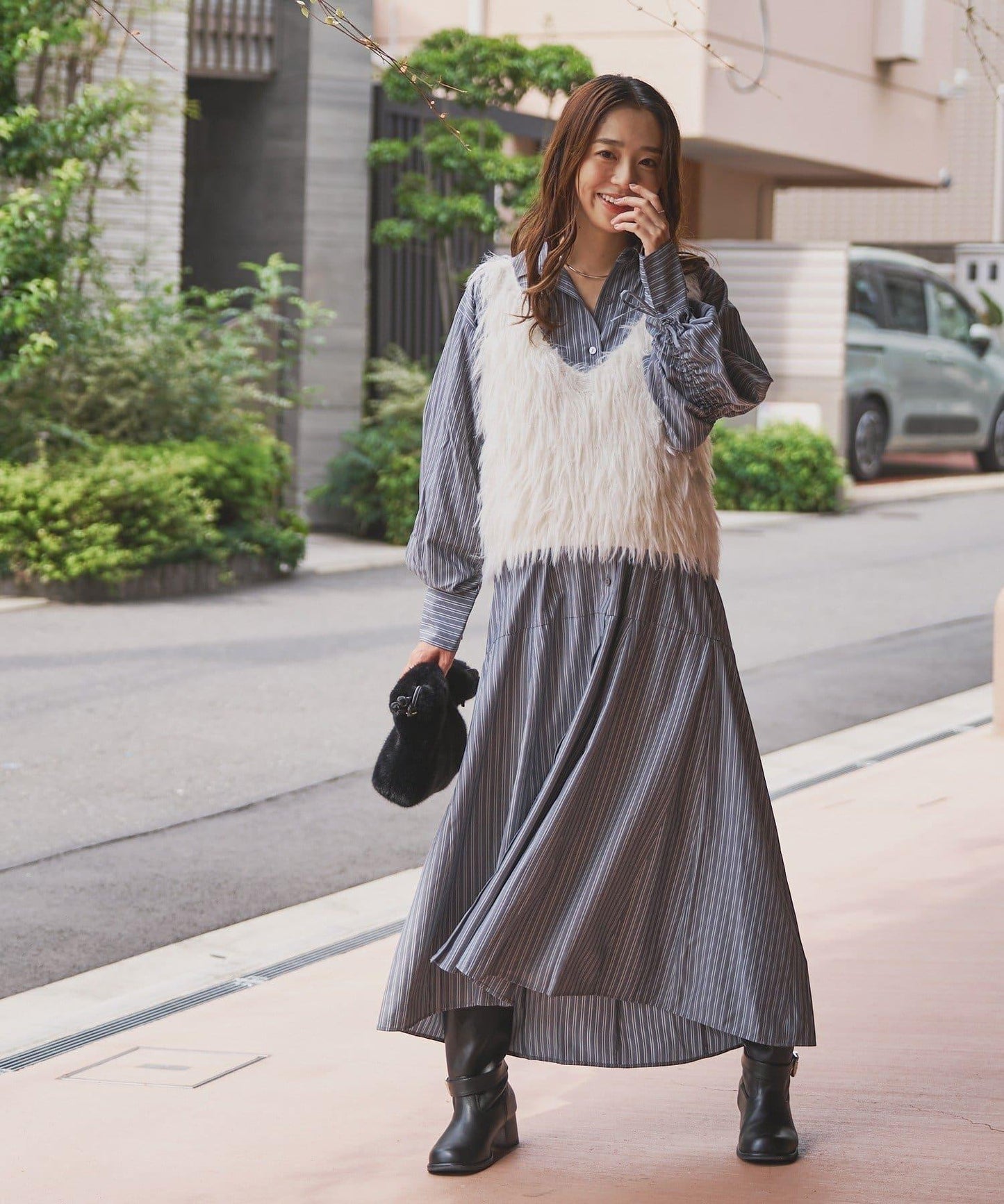 大人女性感羽毛針織背心