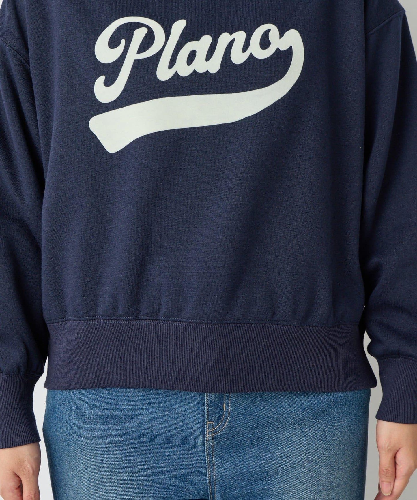 大人休閒風格內襯毛圈布標誌設計圓領套頭衫