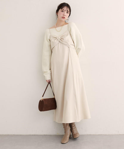 〈osono〉扭結蝴蝶結吊帶連衣裙