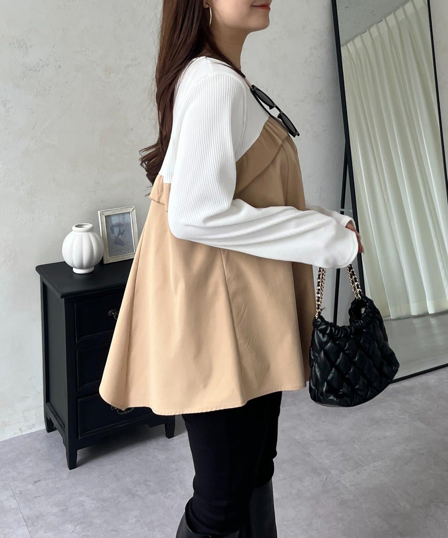 不規則下襬荷葉邊拼接A字羅紋長袖T恤