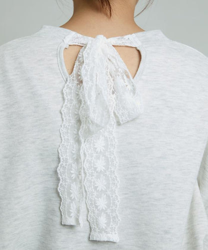 蕾絲蝴蝶結衛衣