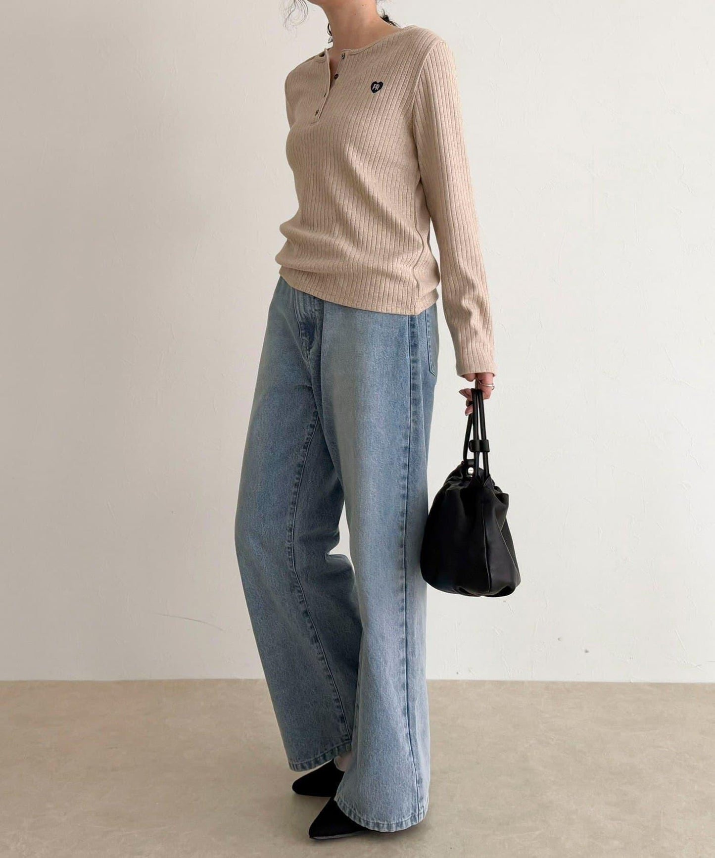 愛心刺繡亨利領羅紋套頭衫