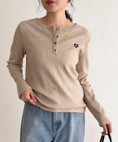 愛心刺繡亨利領羅紋套頭衫