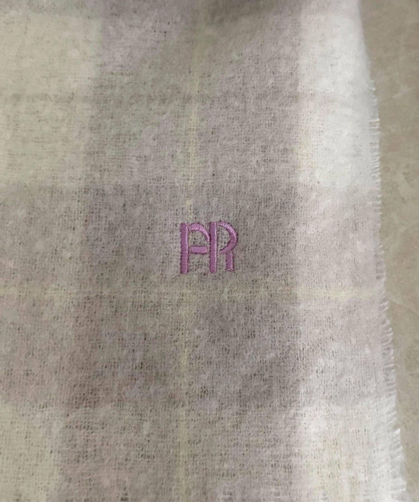 輕盈粗花呢格紋圍巾45