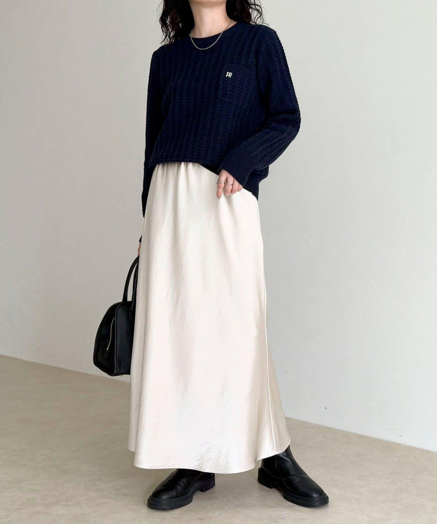 FR刺繡麻花紋小口袋針織套頭衫