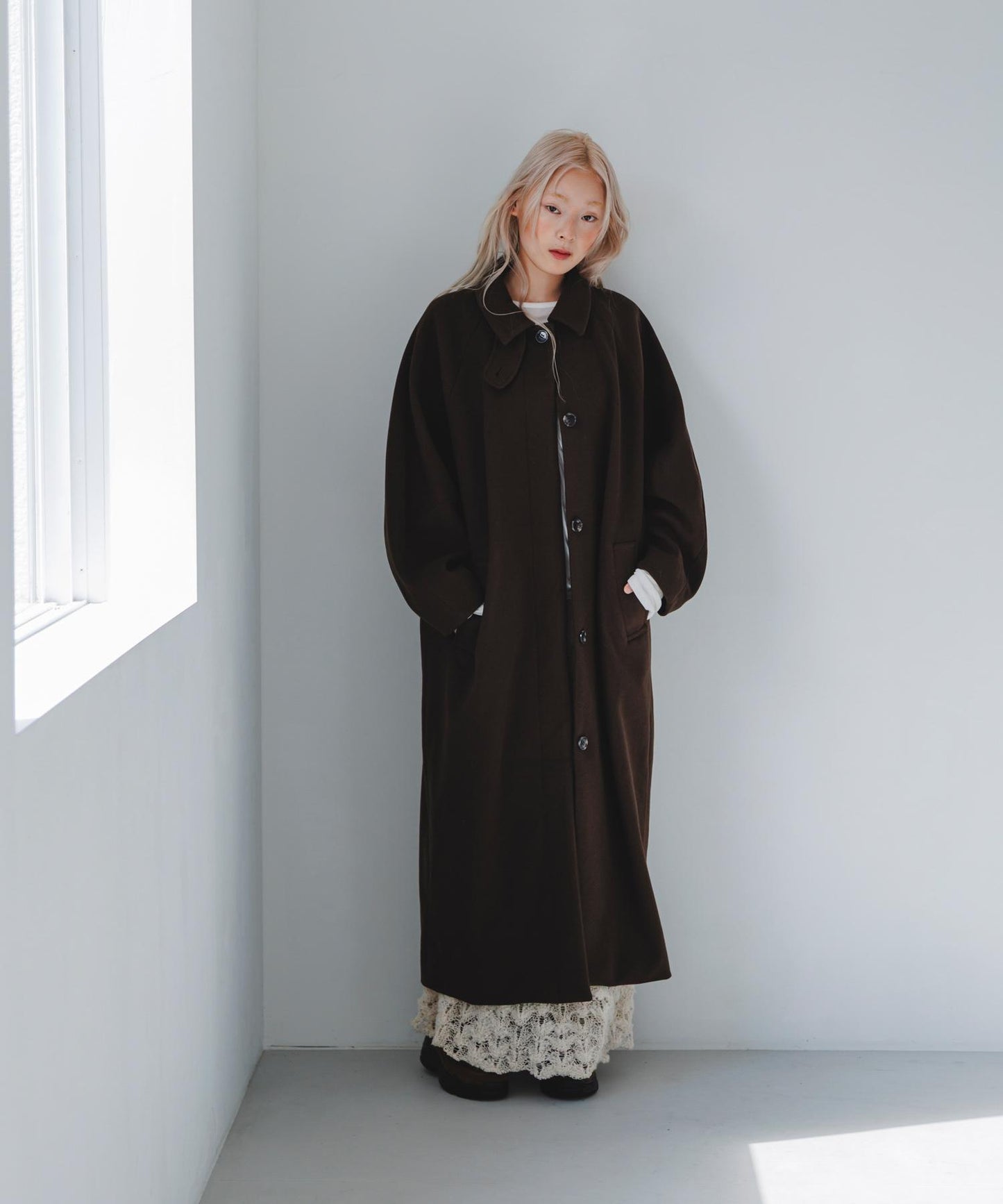 翻領繭型長款大衣