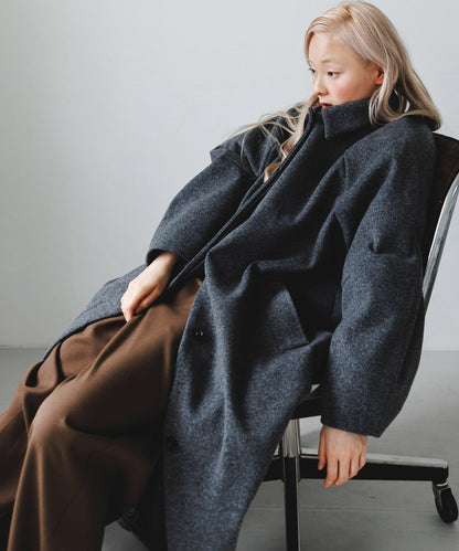 翻領繭型長款大衣