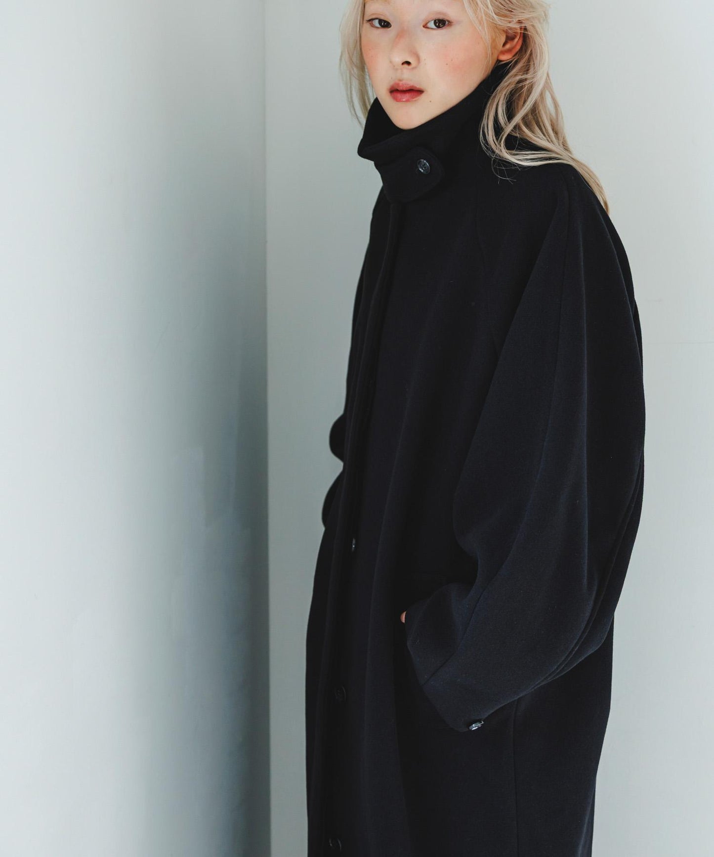 翻領繭型長款大衣