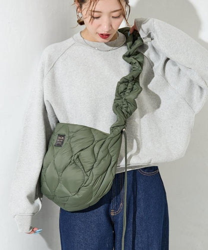 特別褶皺單肩包