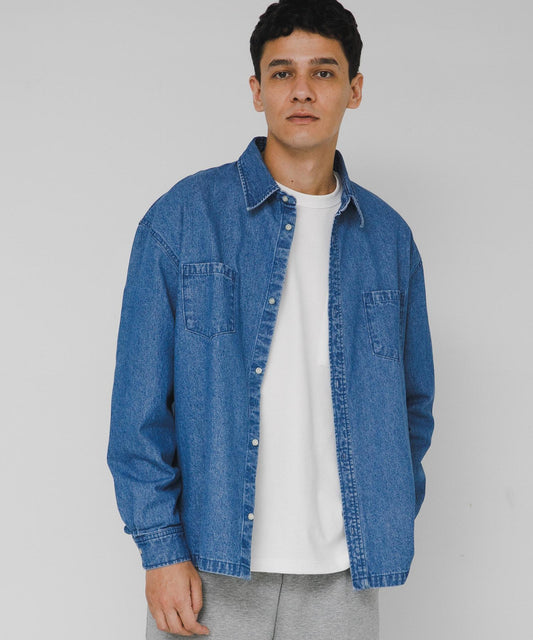 寬鬆版型牛仔襯衫