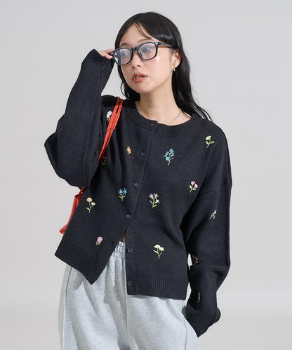 花卉刺繡圓領針織開衫