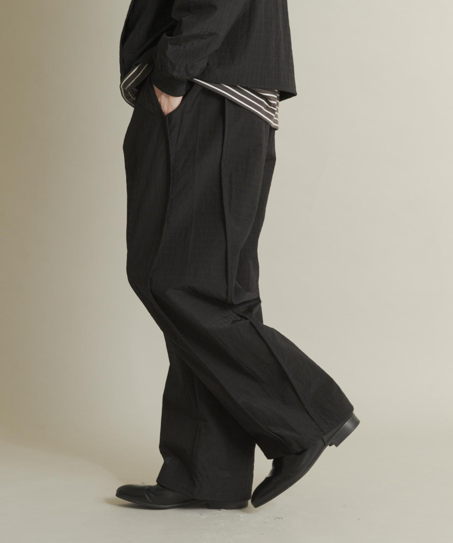 防撕裂尼龍寬鬆休閒褲