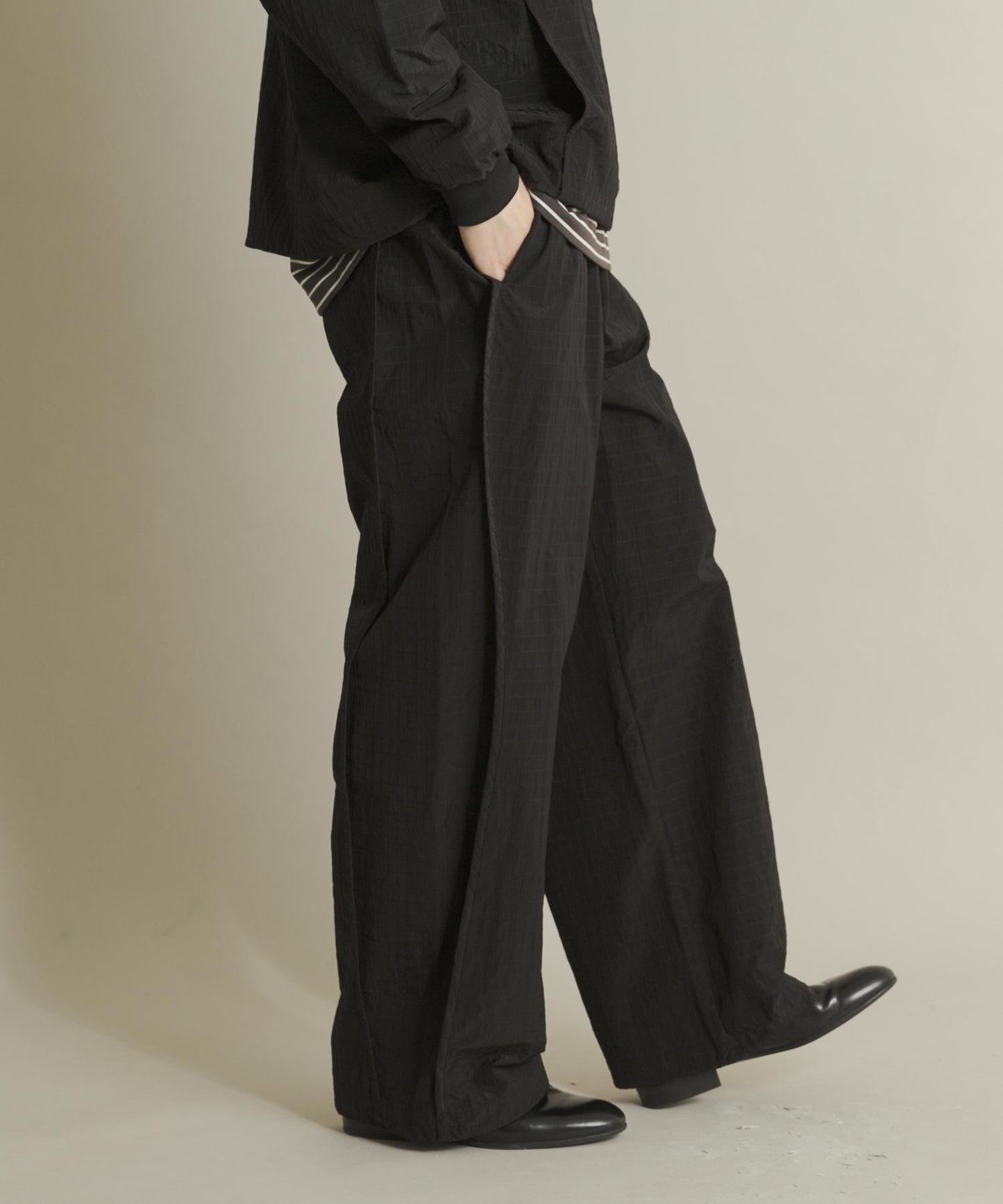 防撕裂尼龍寬鬆休閒褲