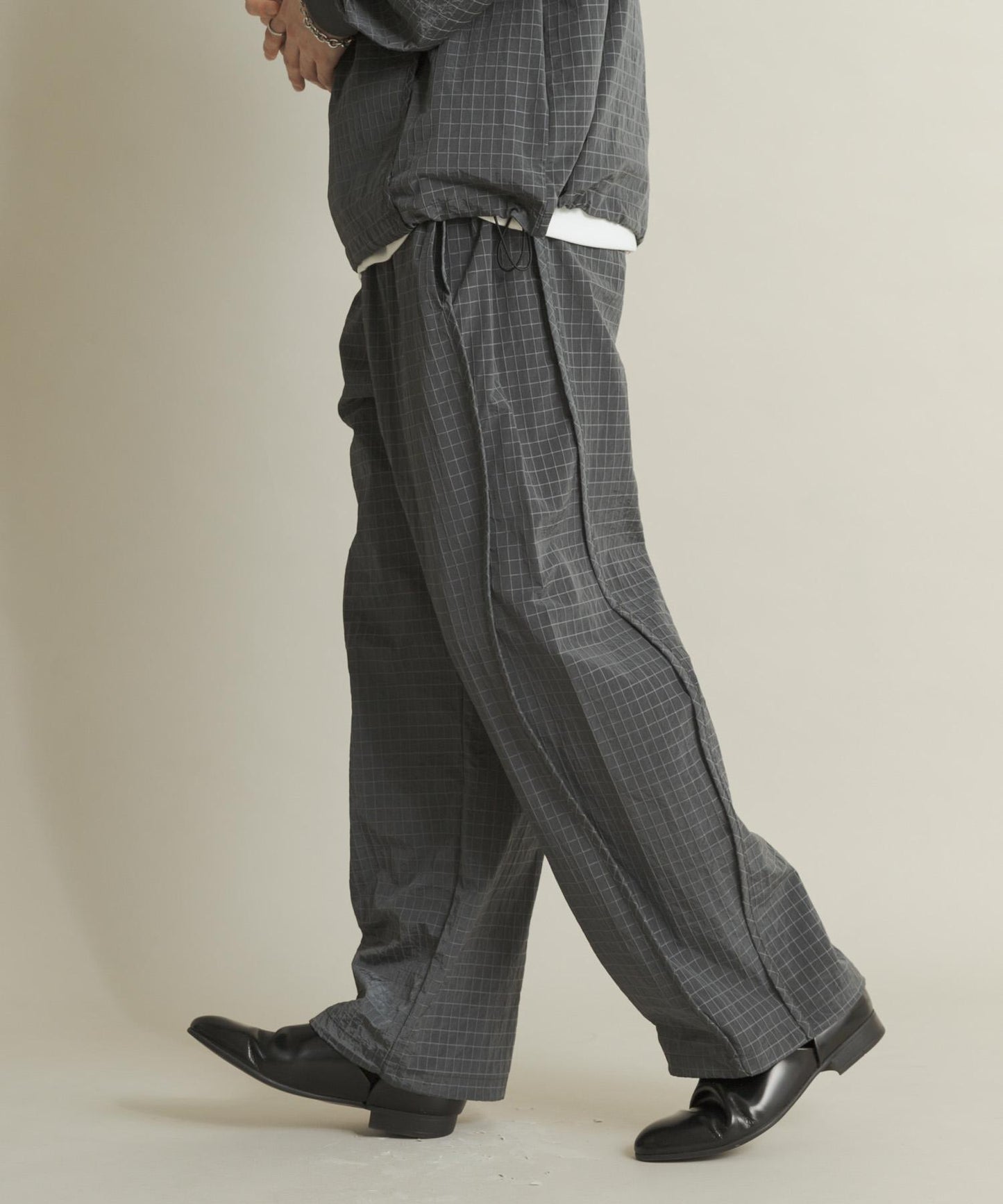 防撕裂尼龍寬鬆休閒褲