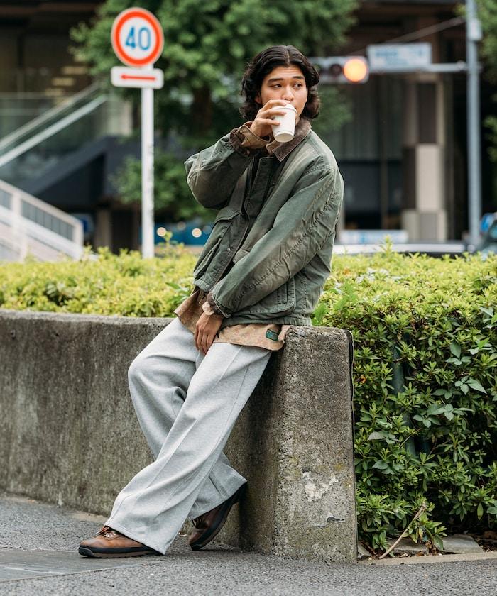 拼接彎曲剪裁寬鬆衛褲