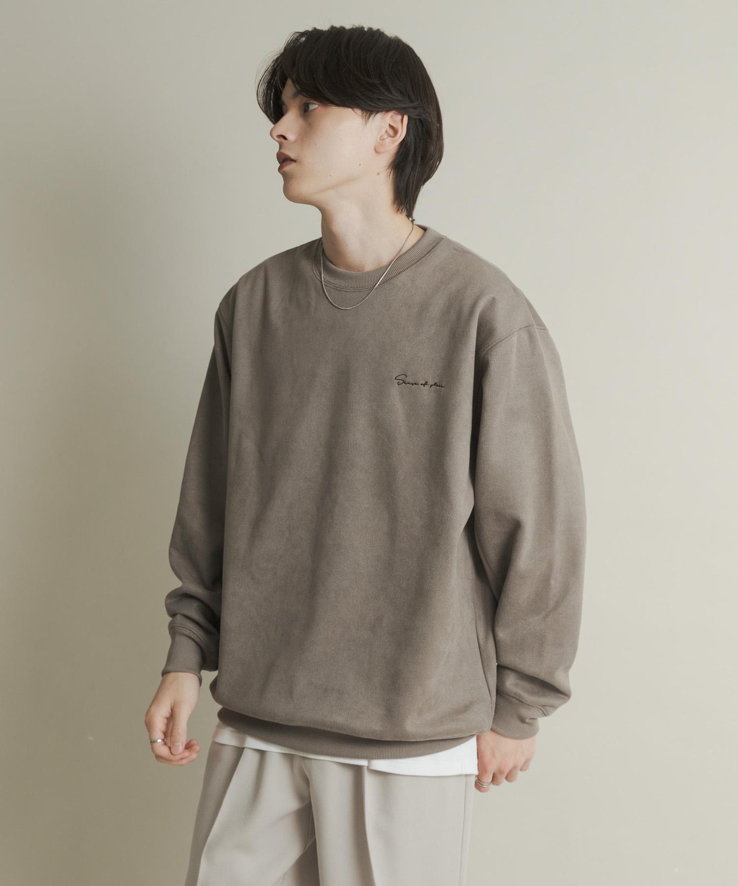 刺繡仿麂皮圓領衛衣