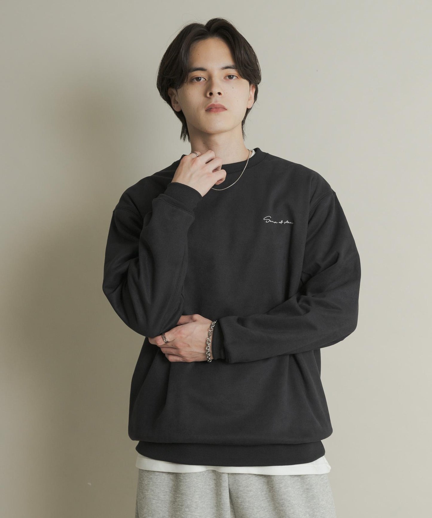 刺繡仿麂皮圓領衛衣