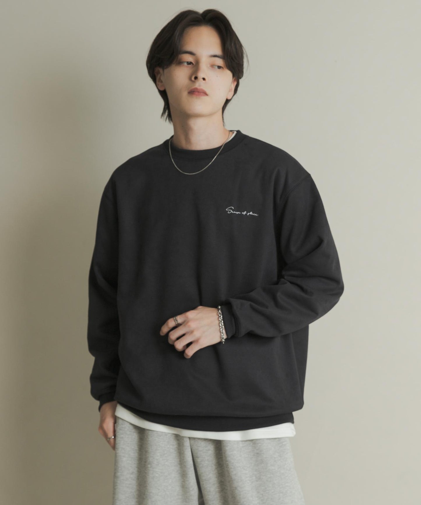 刺繡仿麂皮圓領衛衣