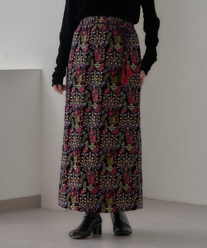 【aguni】天鵝絨刺繡修身半身裙