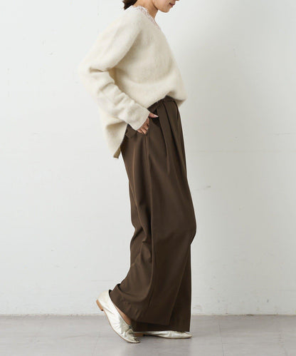 蕾絲V領羊毛針織衫