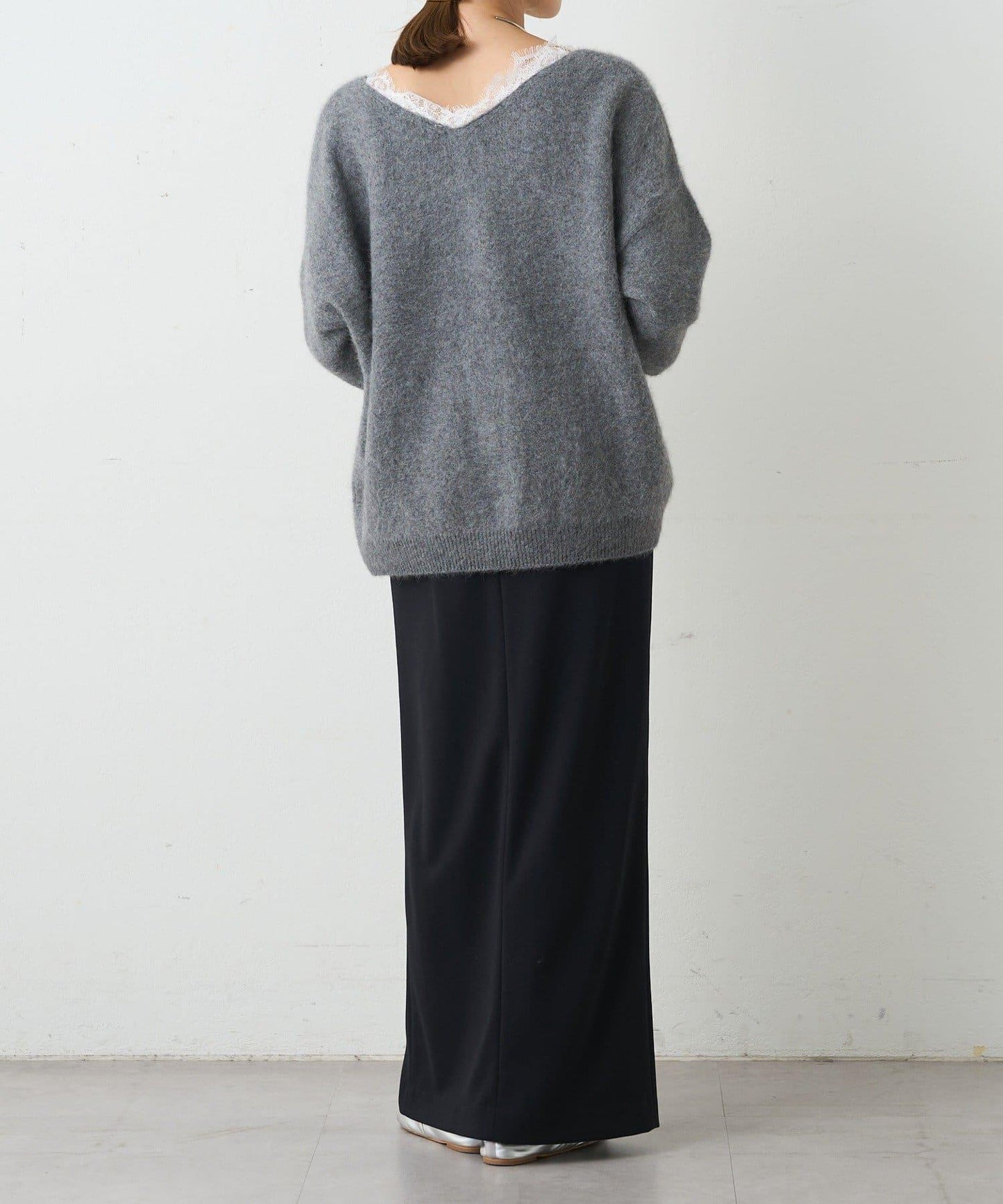 蕾絲V領羊毛針織衫