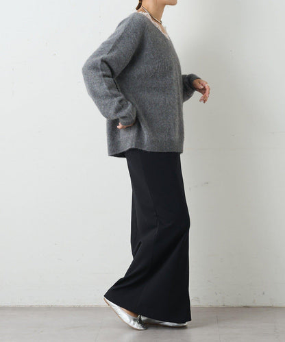 蕾絲V領羊毛針織衫