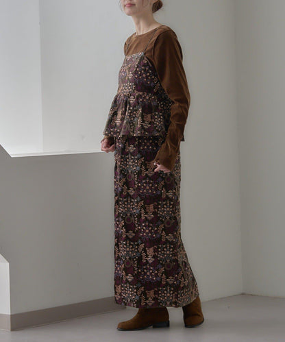 【aguni】天鵝絨刺繡修身半身裙