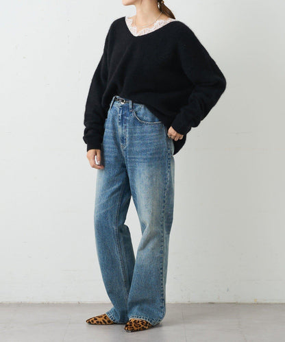 蕾絲V領羊毛針織衫