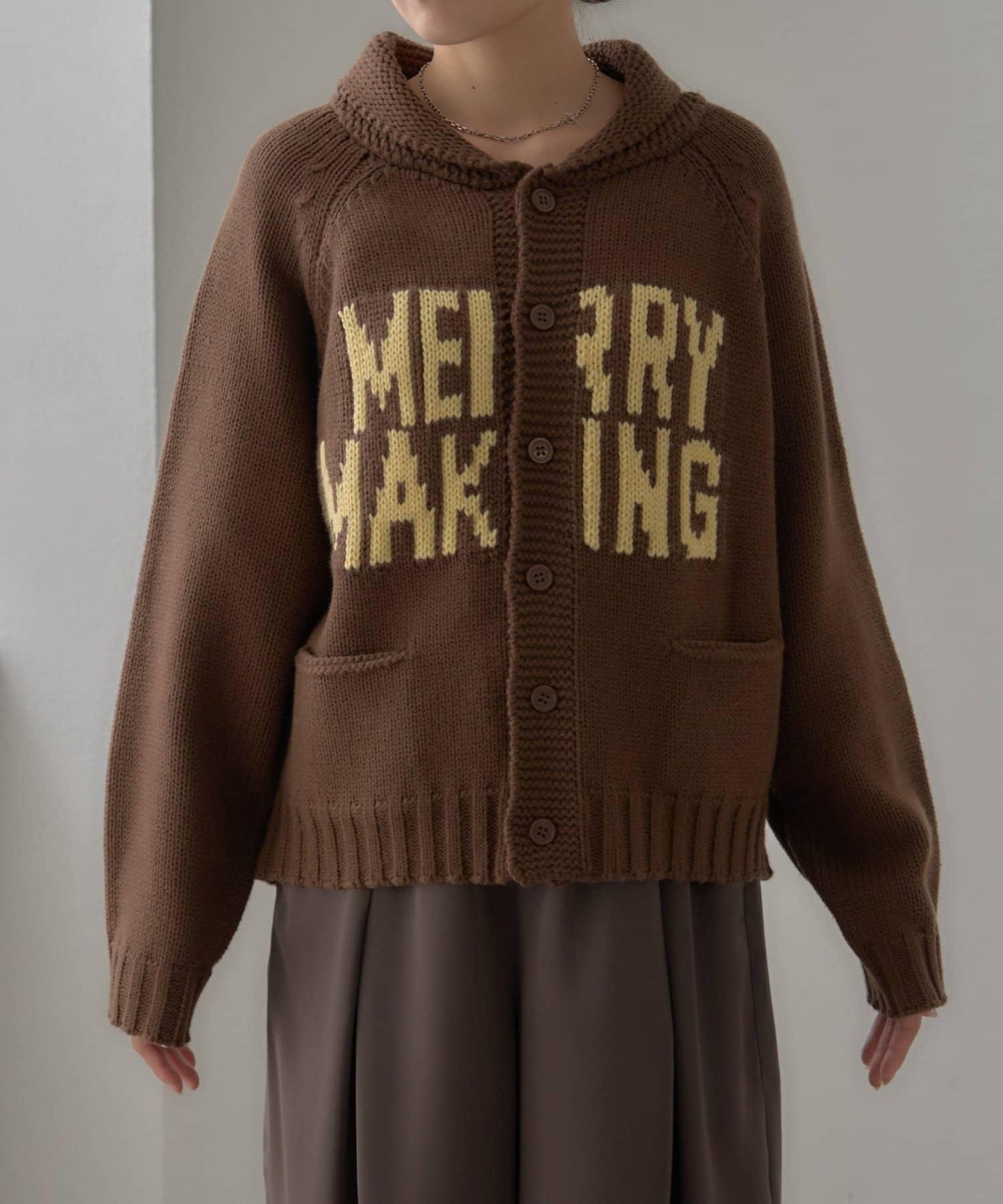 【UNISEX】標誌性圍巾領針織開衫