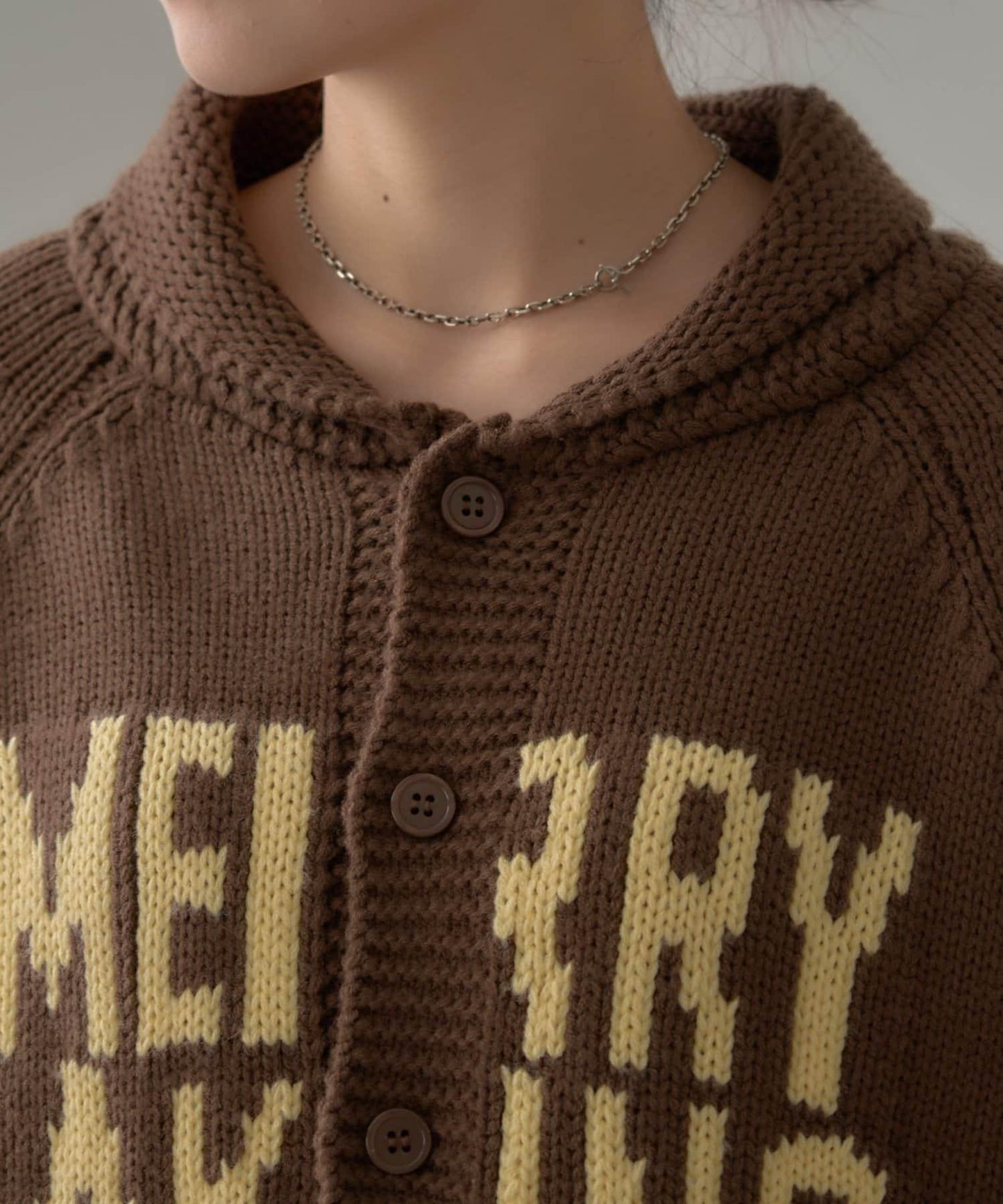 【UNISEX】標誌性圍巾領針織開衫