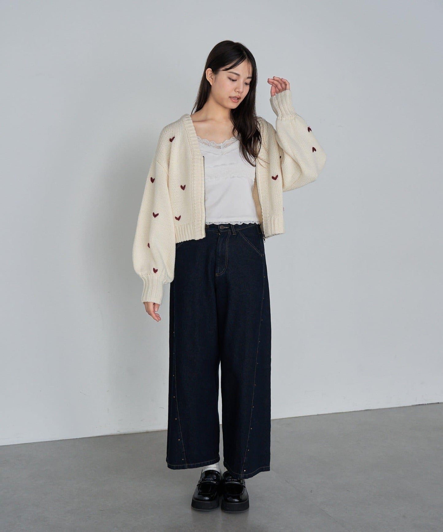 拉鍊式愛心圖案短款開衫