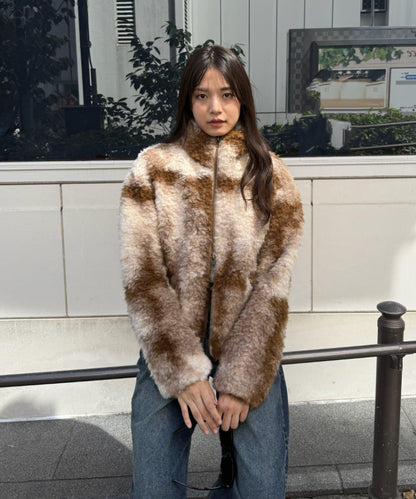 羊羔絨拉鍊夾克