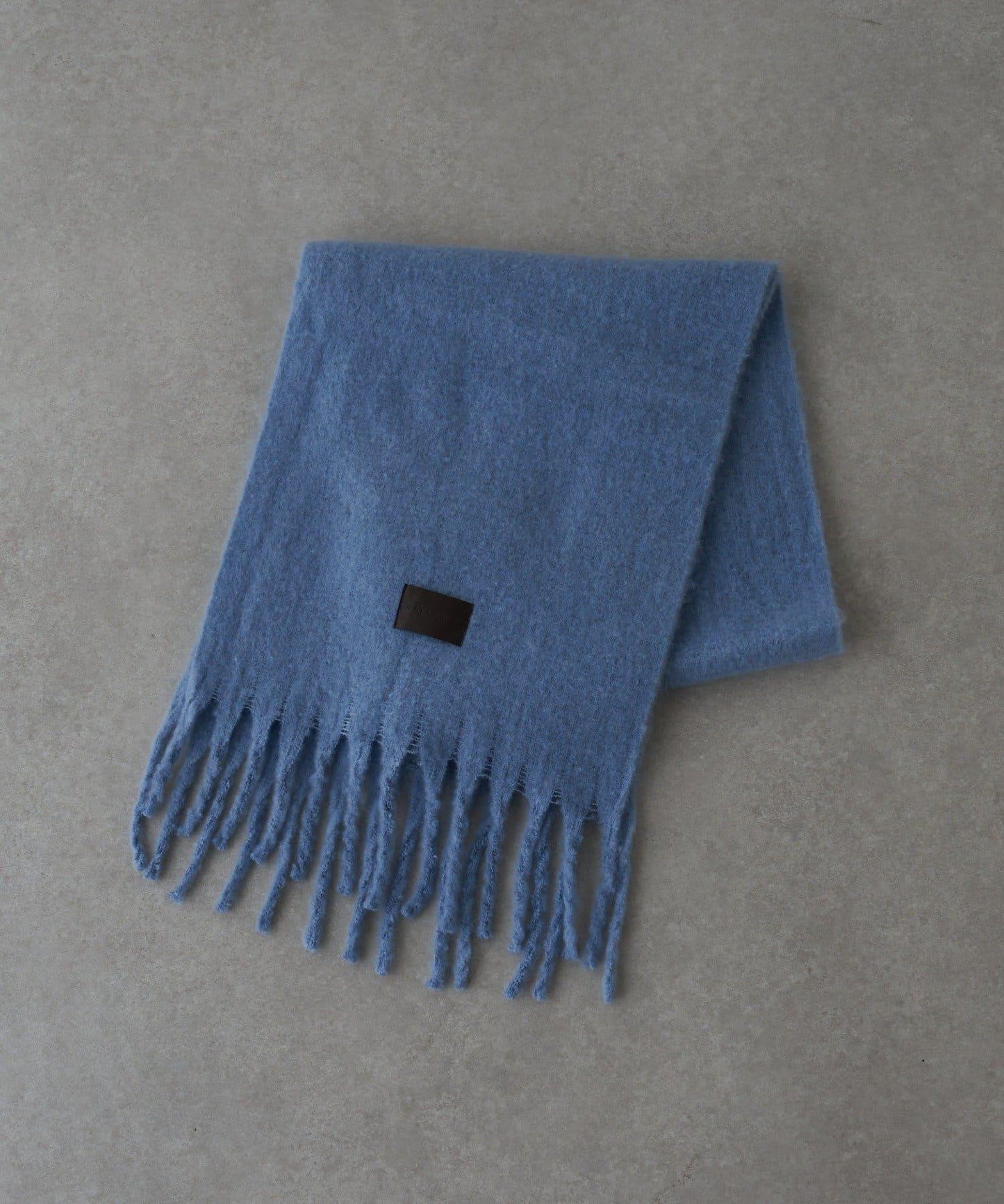 RAY CASSIN 皮革貼片圍巾