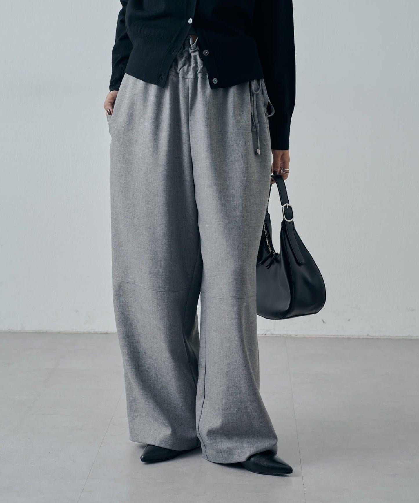 抽繩設計寬鬆休閒褲