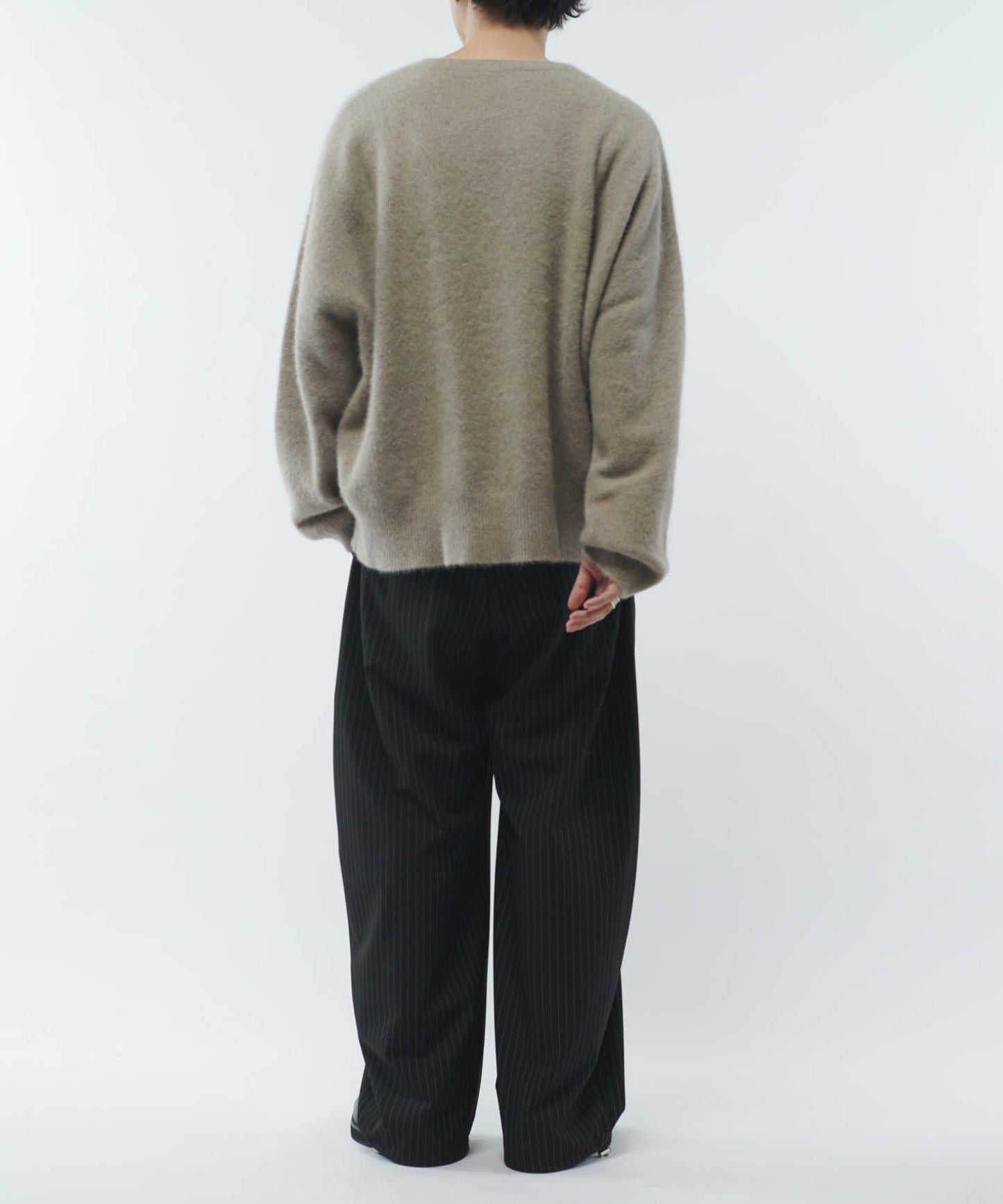 羊毛輕薄針織套頭衫