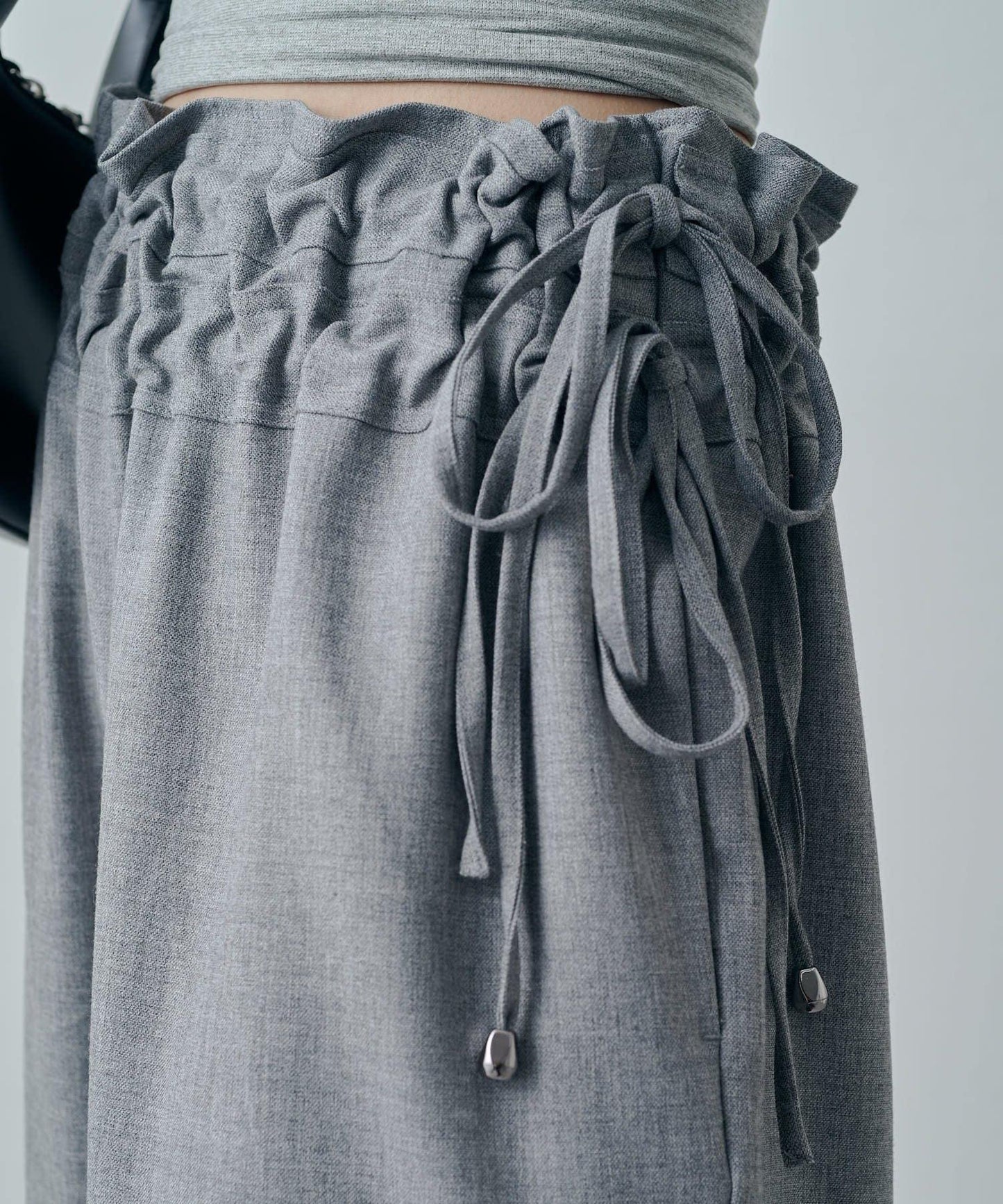 抽繩設計寬鬆休閒褲