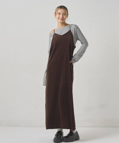 【WHO'S WHO gallery】天鵝絨I型吊帶連衣裙