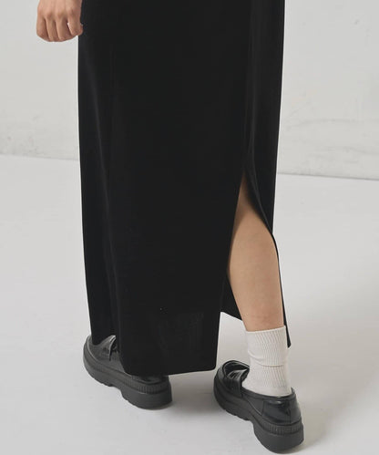 【WHO'S WHO gallery】天鵝絨I型吊帶連衣裙