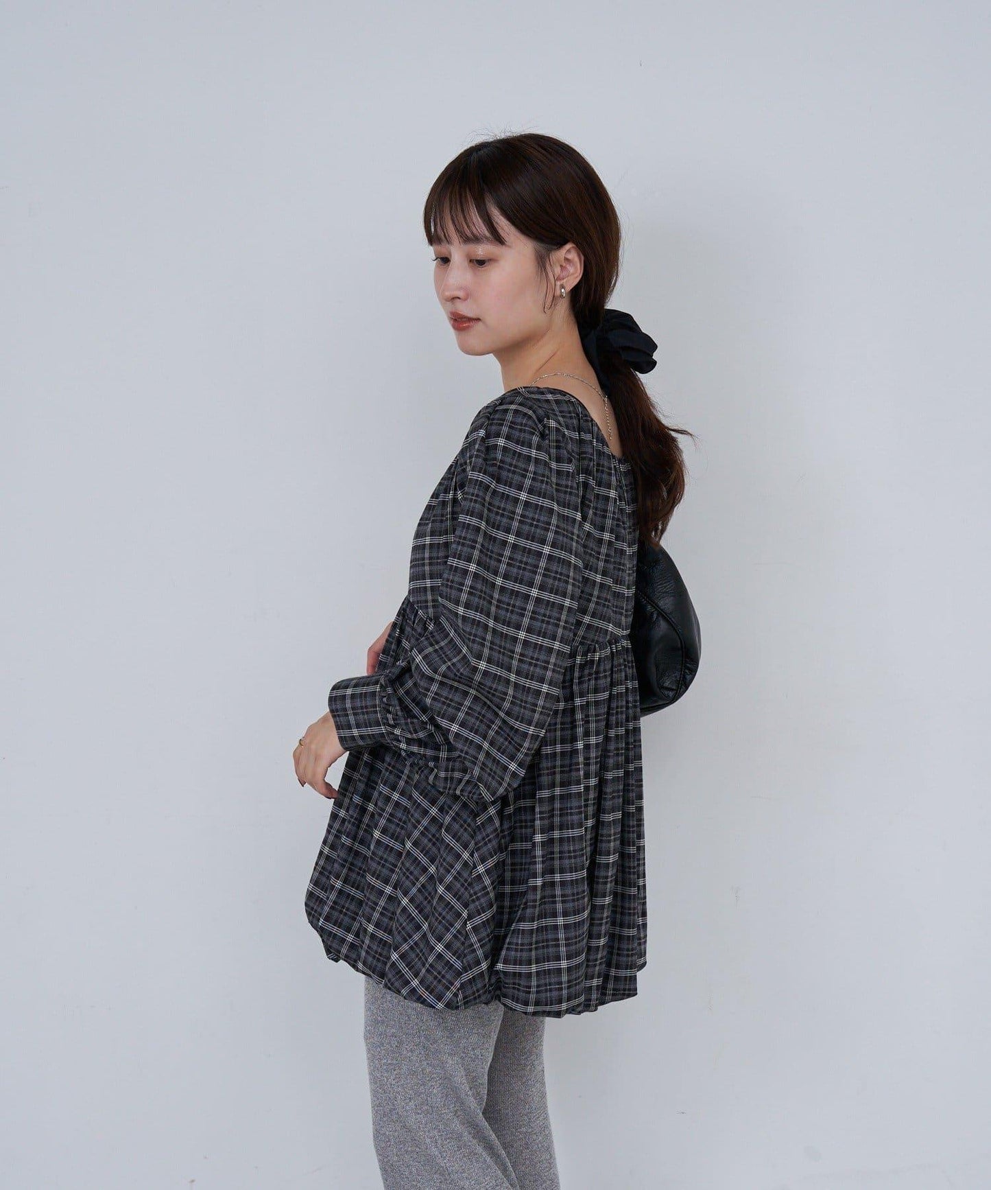 【Kastane】B方領泡泡袖長款上衣