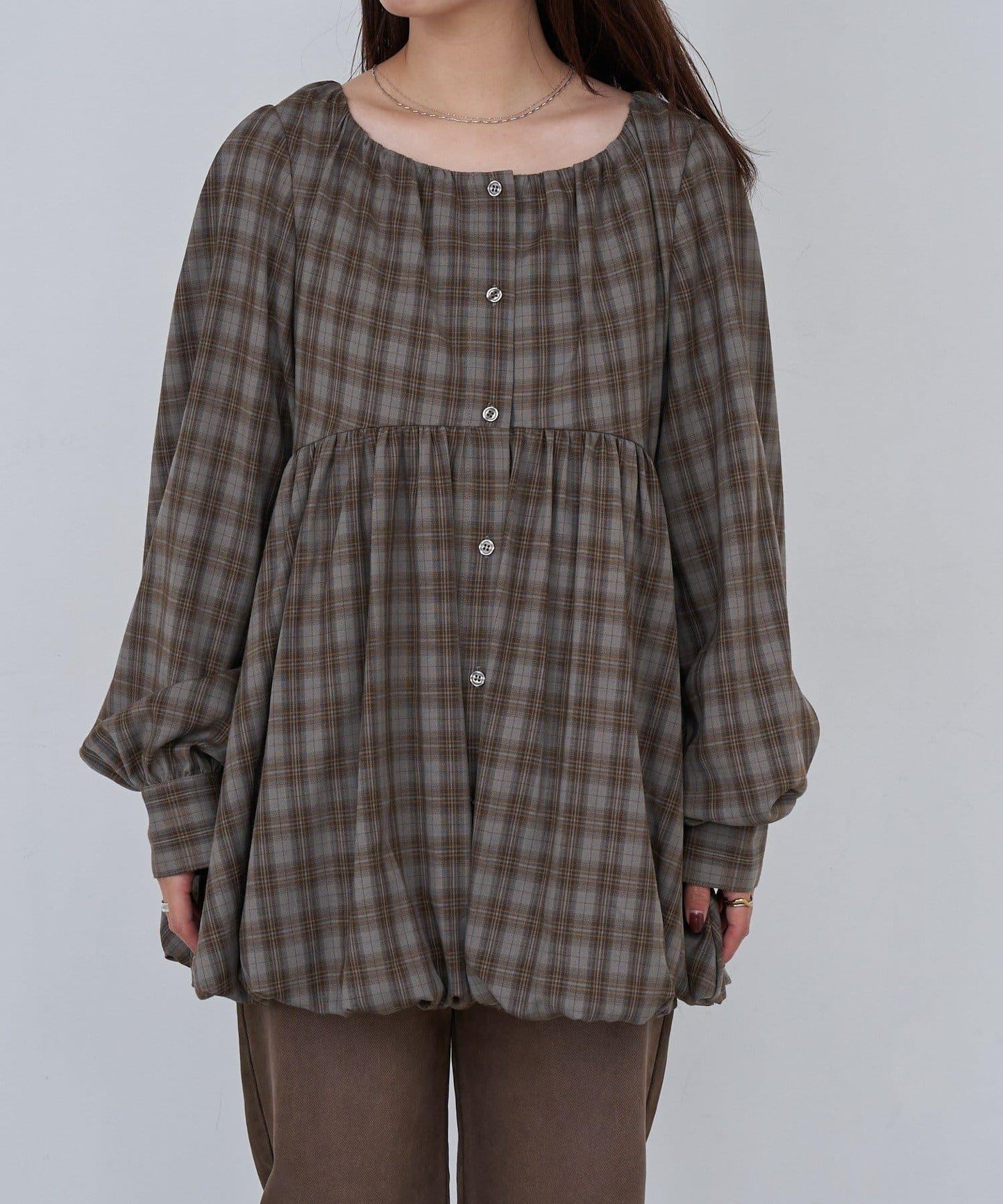 【Kastane】B方領泡泡袖長款上衣