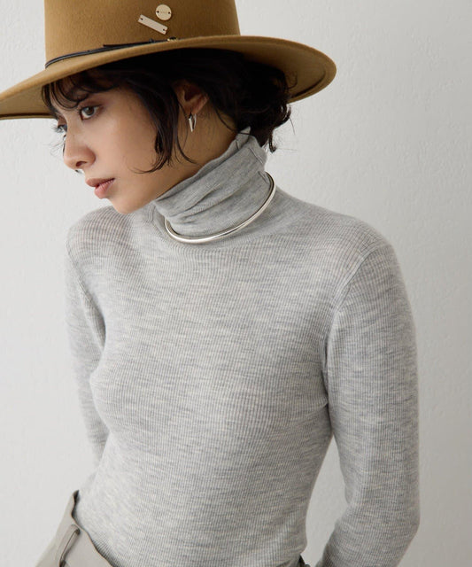 柔軟羅紋高領衫