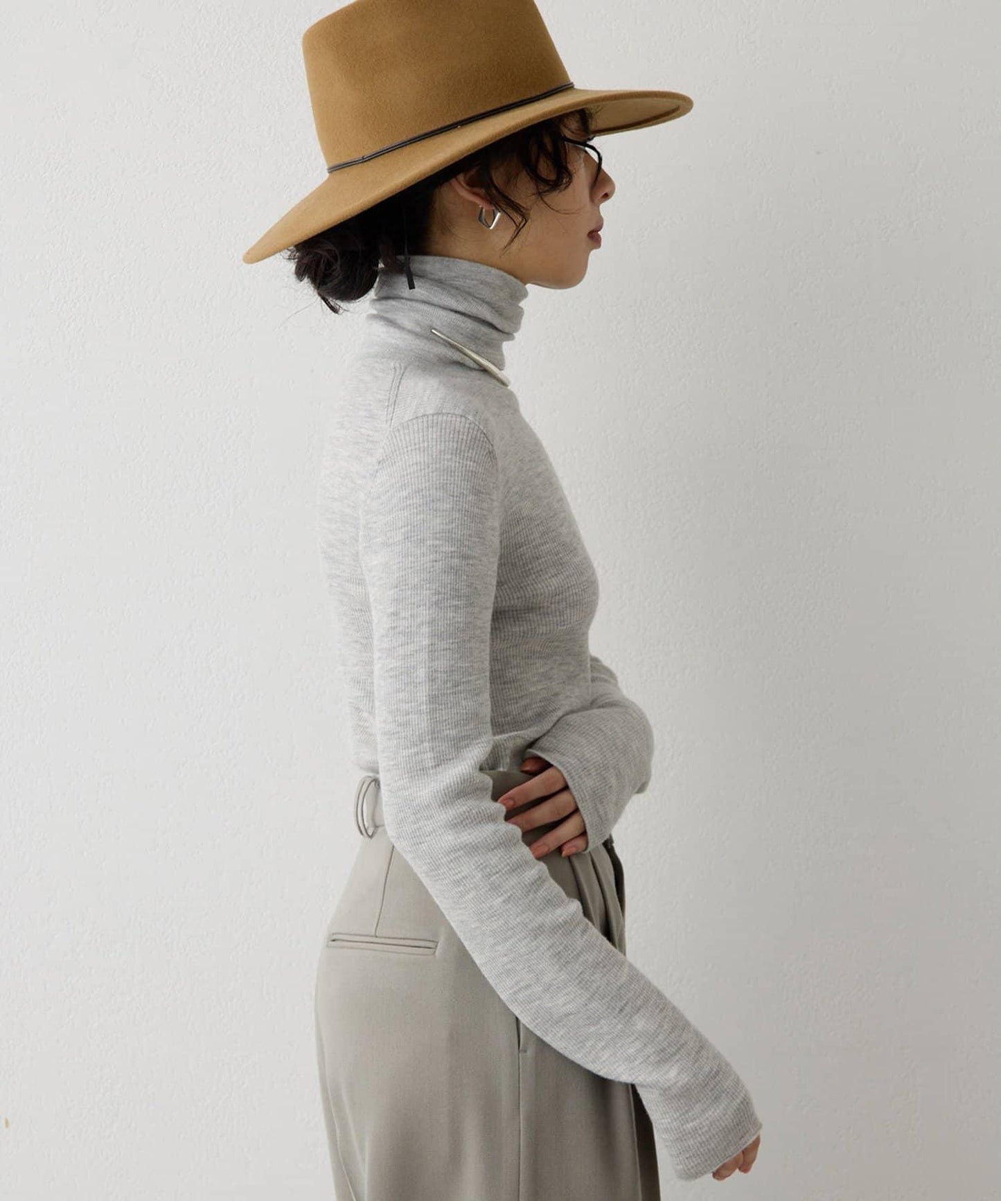 柔軟羅紋高領衫