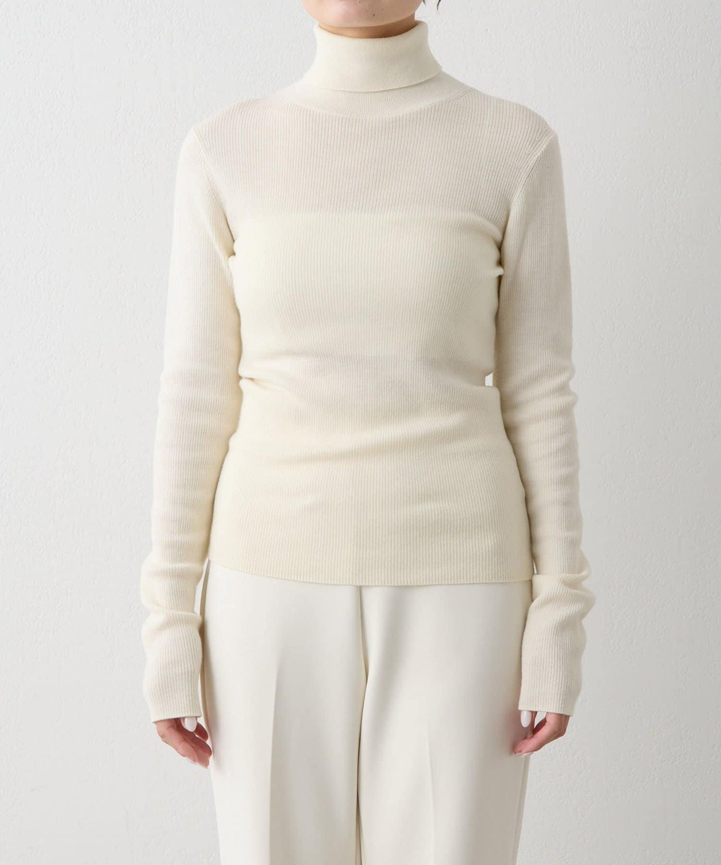 柔軟羅紋高領衫