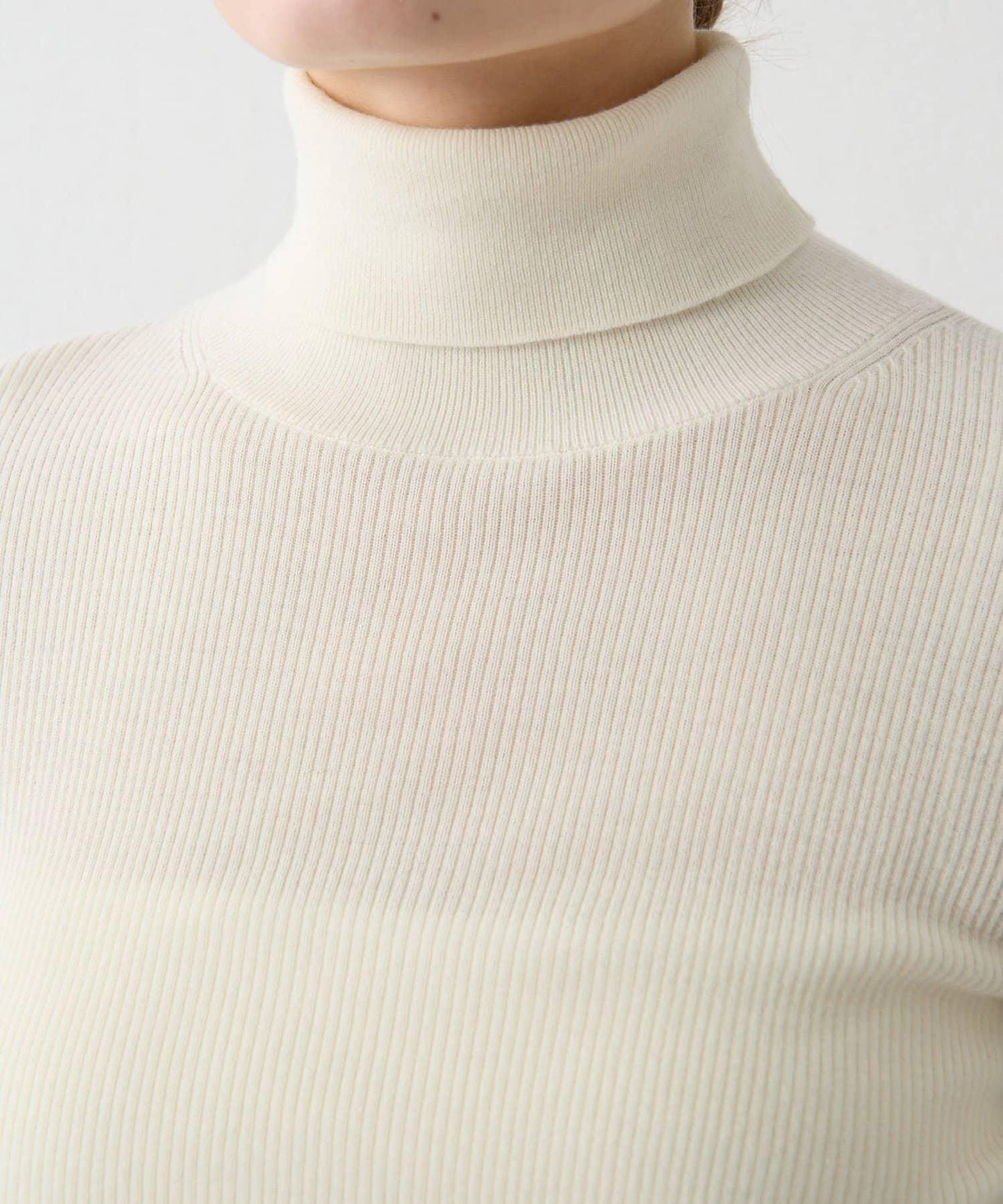 柔軟羅紋高領衫