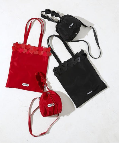 x BASICKS HEART HANDLE BAG