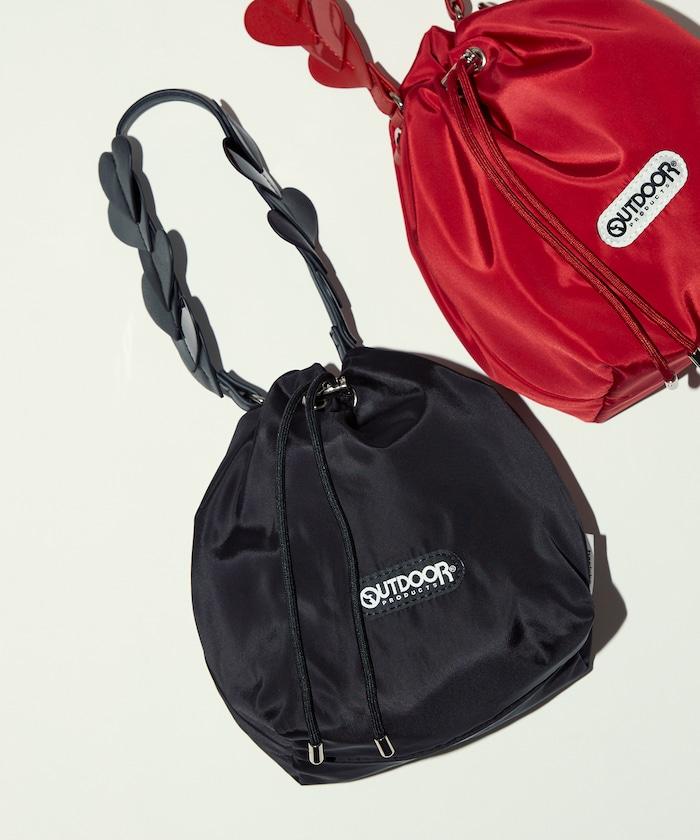 x BASICKS HEART HANDLE BAG